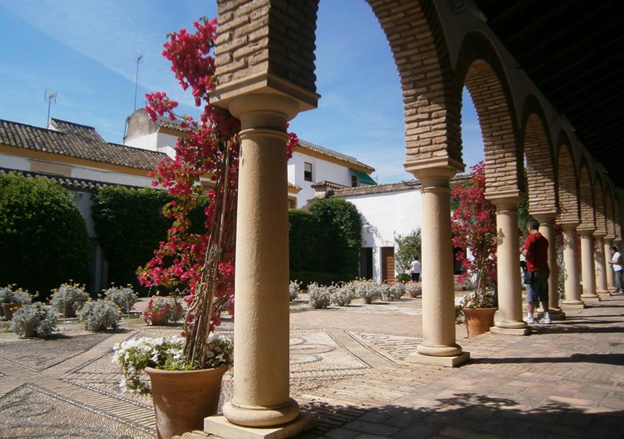Rutas accesibles a los Patios del Alcázar Viejo de Córdoba